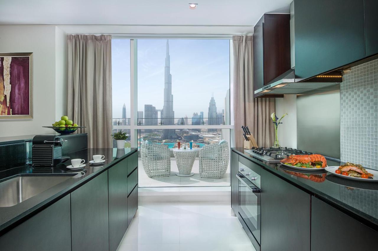 Damac Maison Distinction Dubai Esterno foto A typical kitchen
