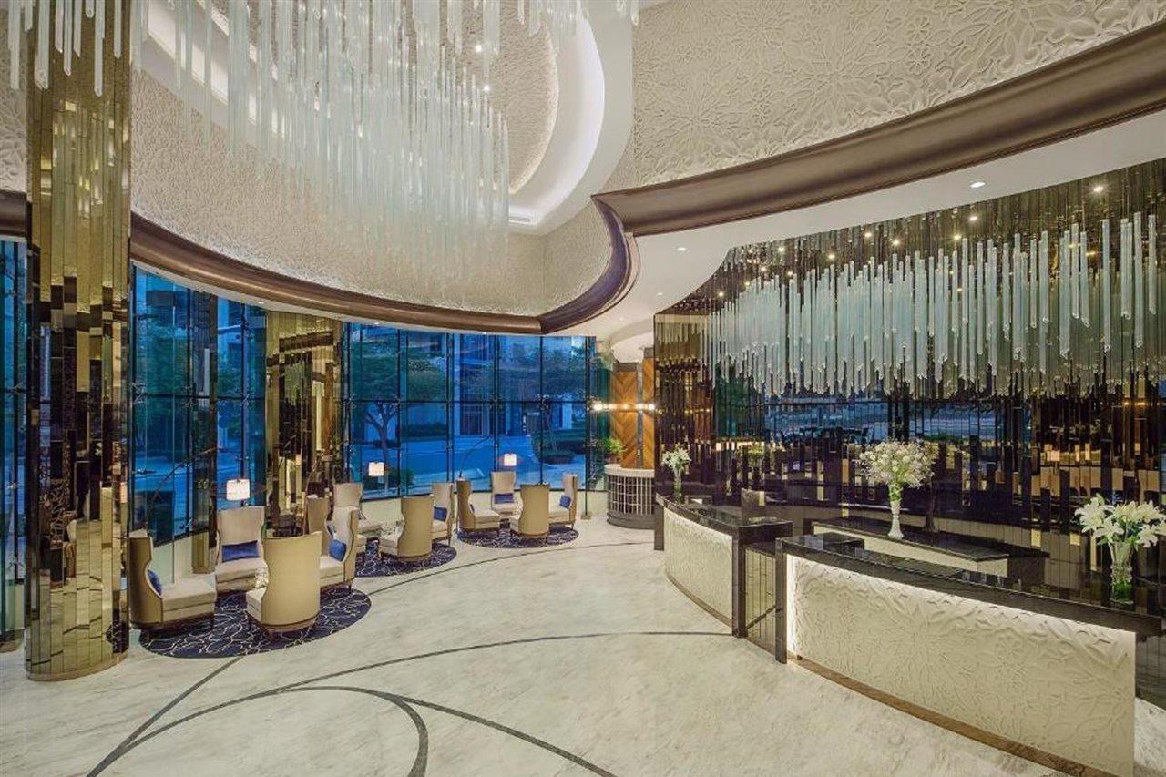Damac Maison Distinction Dubai Esterno foto Lobby