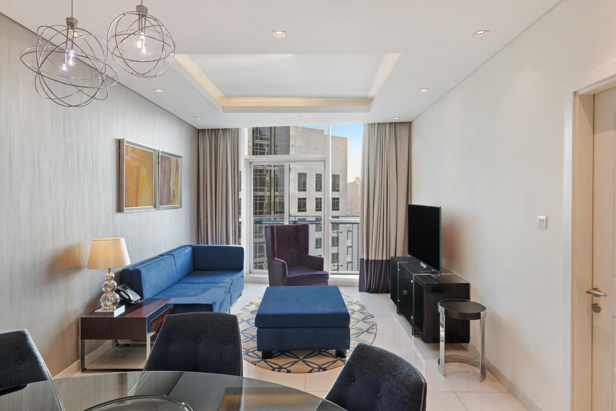 Damac Maison Distinction Dubai Esterno foto Living room