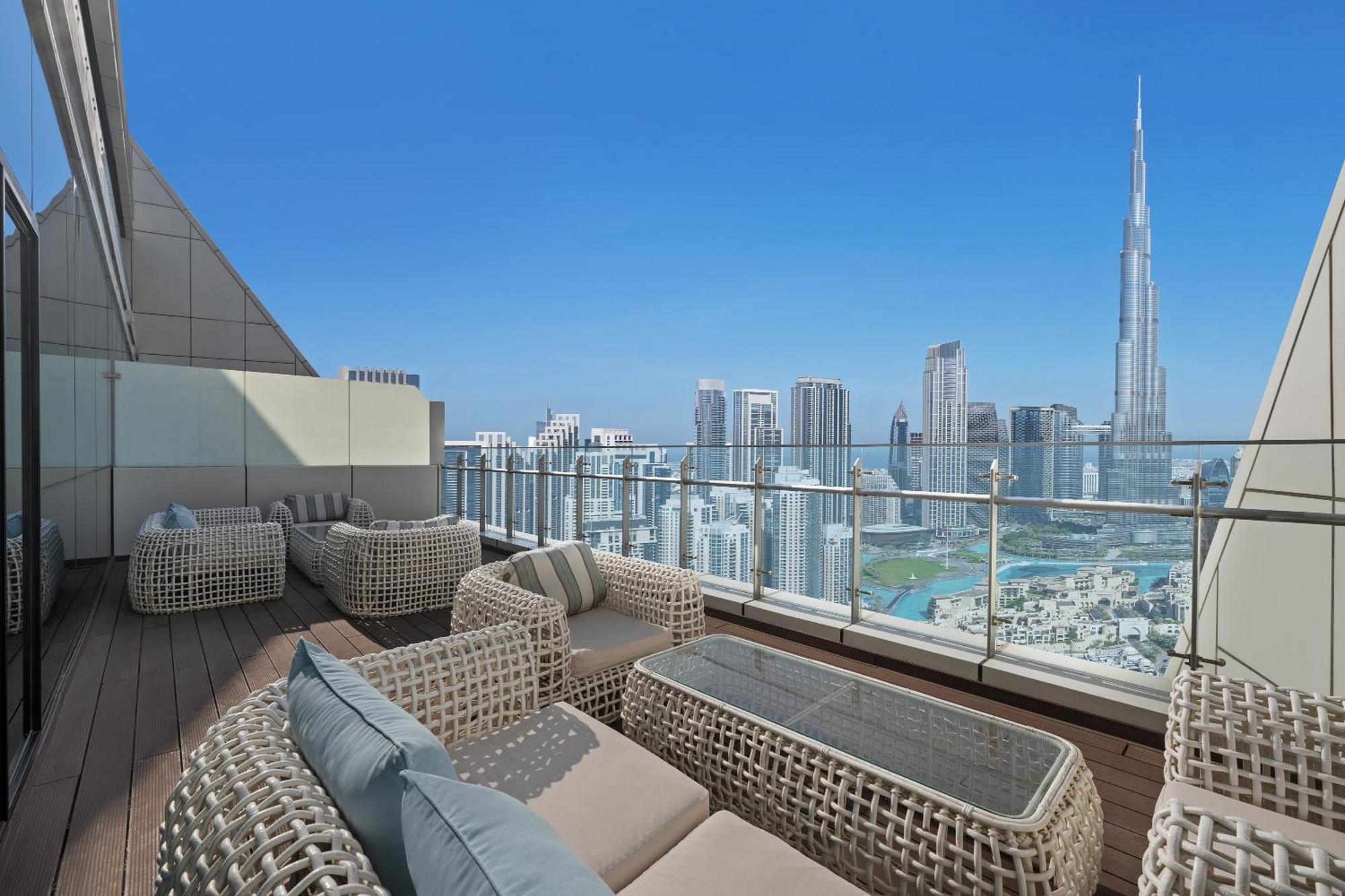 Damac Maison Distinction Dubai Esterno foto View from the rooftop
